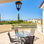 Tsikkos Tessera Αργάκα
