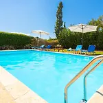 Tsikkos Tessera Βίλα
