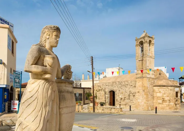 Tsikkos Tessera Vila *