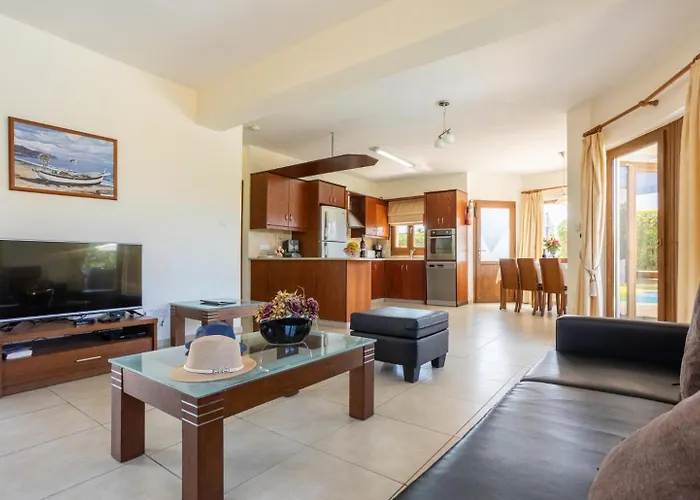 Vila Tsikkos Tessera