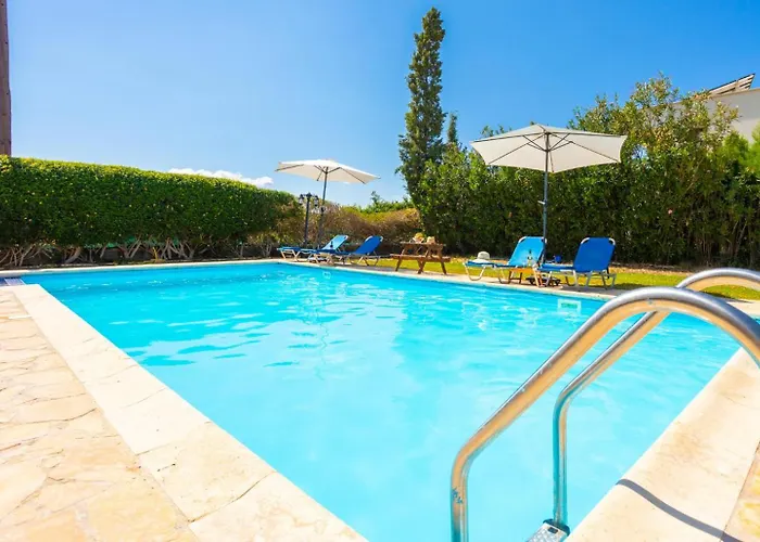 Tsikkos Tessera Vila