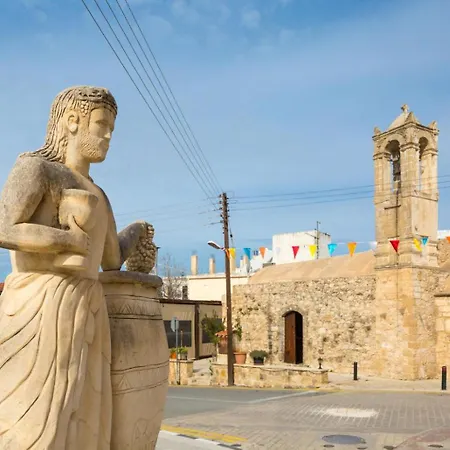 Tsikkos Tessera Villa *