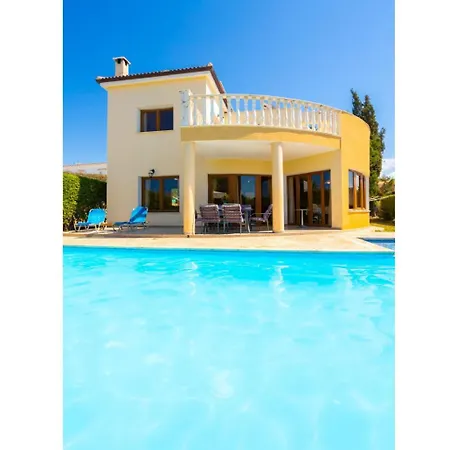 Villa Tsikkos Tessera *