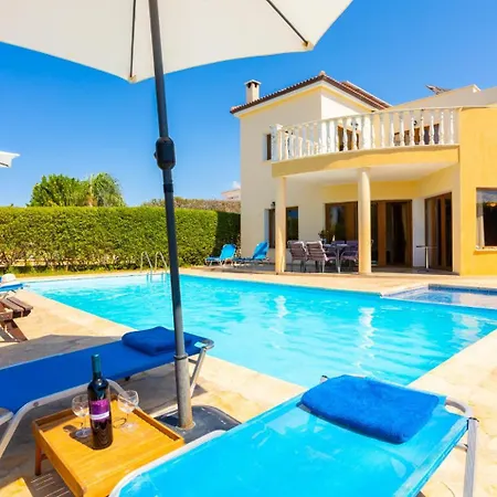 Villa Tsikkos Tessera Argáka